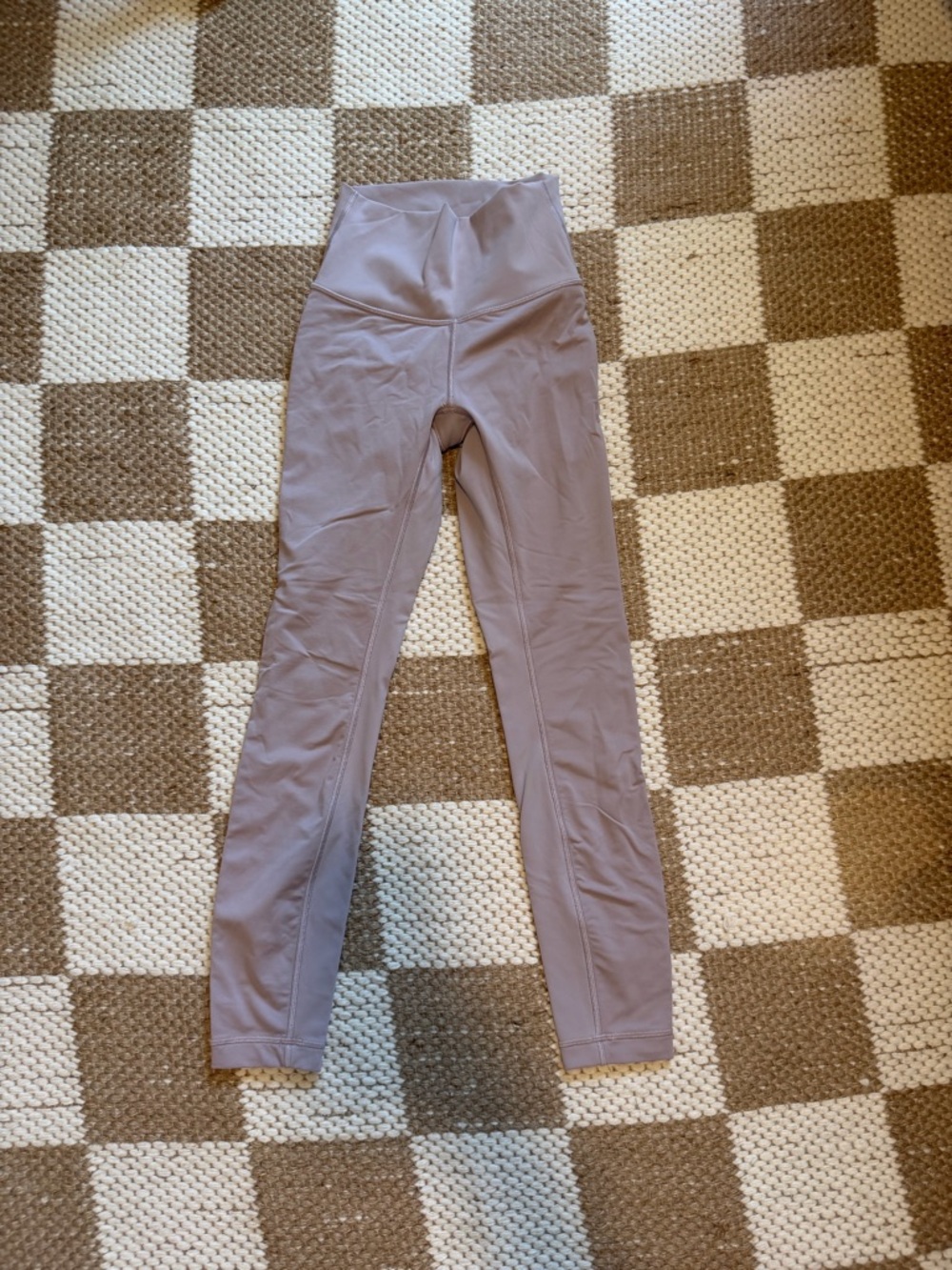 Lululemon leggings- wunder under